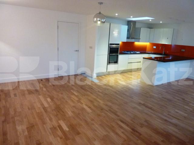 			SELECTION OF 2 BEDS FROM £440pw!, 2 Bedroom, 1 bath, 1 reception Flat			 York Way, CAMDEN / KINGS CROSS